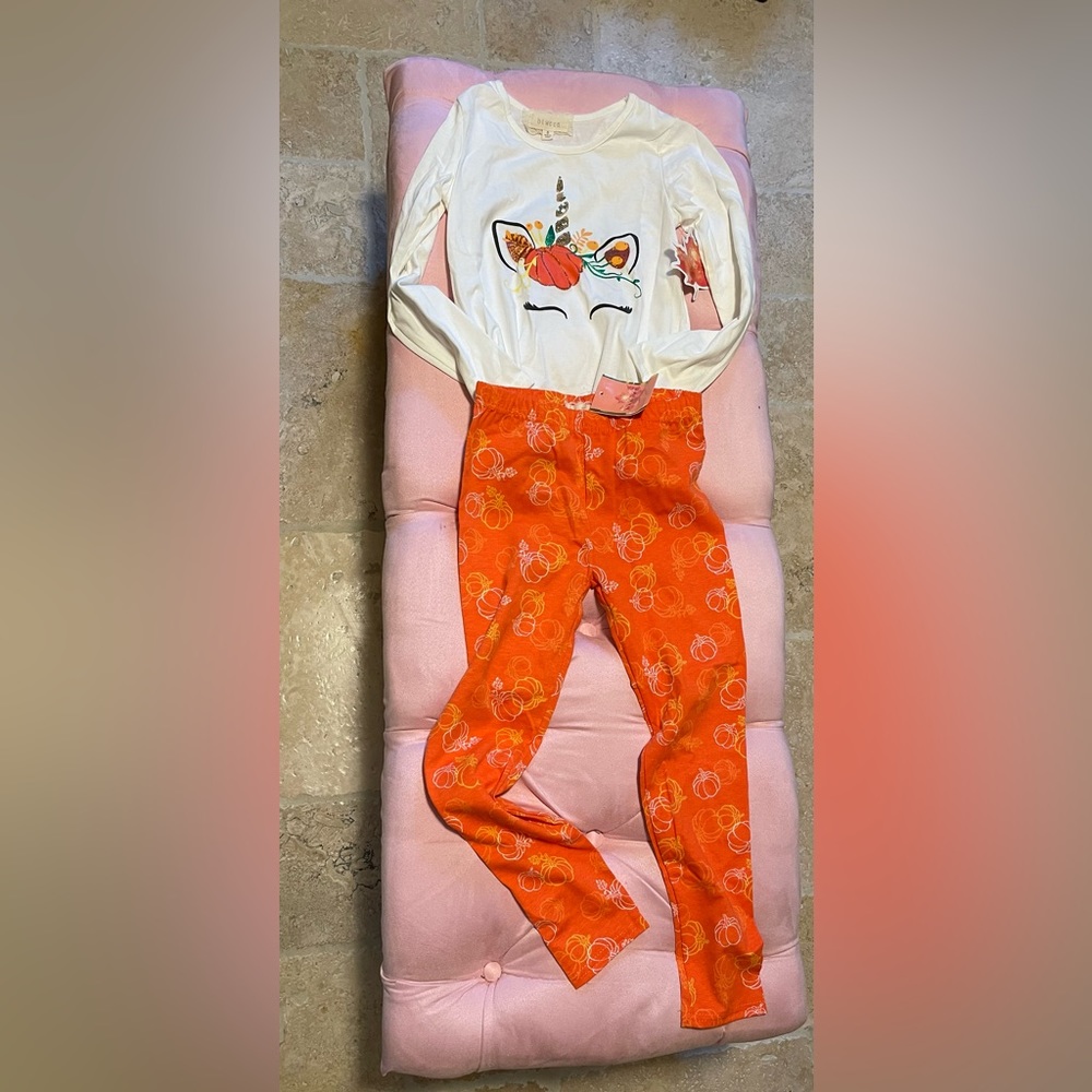 Pumpkin Girls 2 Pc Set -shirt and pants Size 8